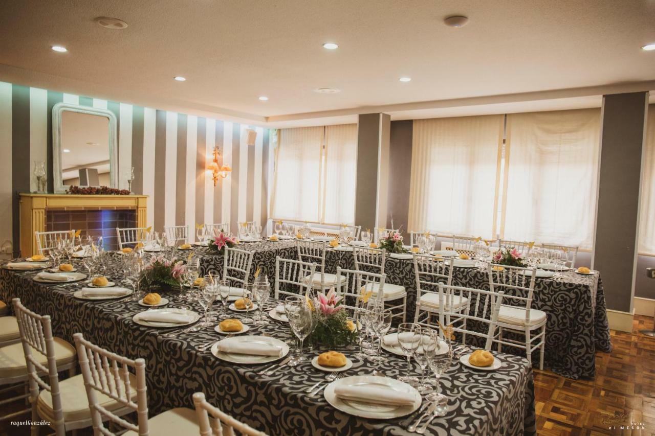 Hotel El Meson Торихос Екстериор снимка
