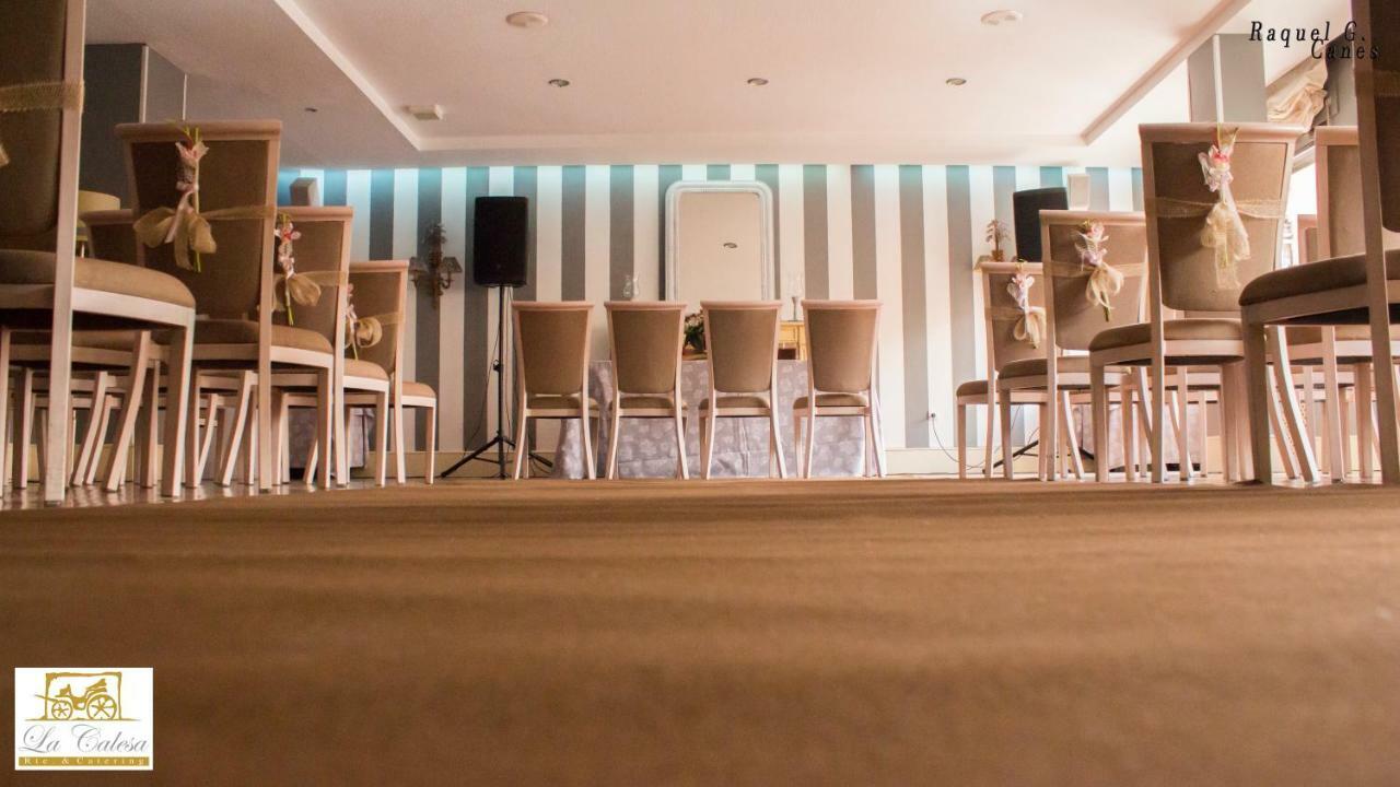 Hotel El Meson Торихос Екстериор снимка